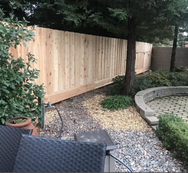 Top cedar wood fence Fresno