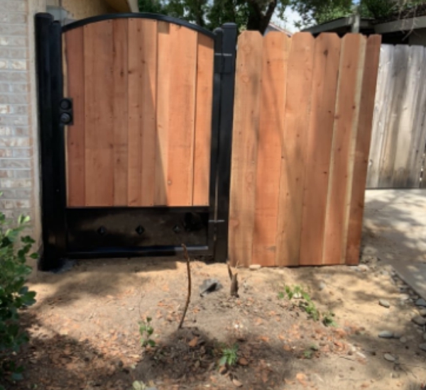 Redwood Fence Fresno