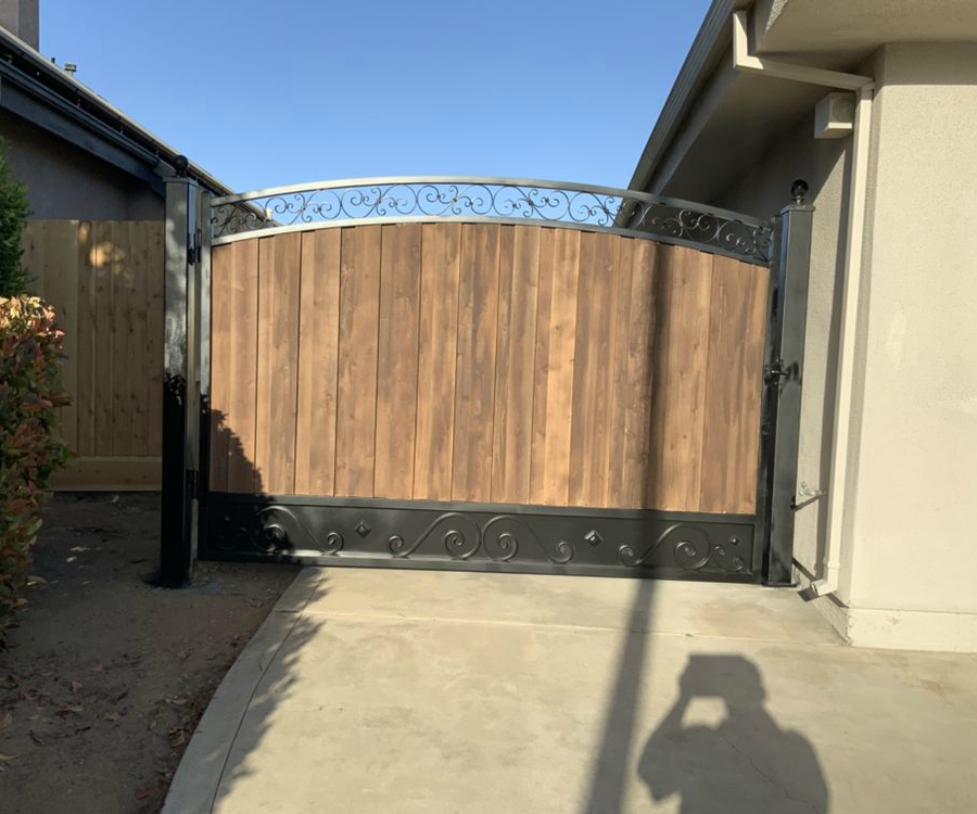 Wood/Vinyl Fresno